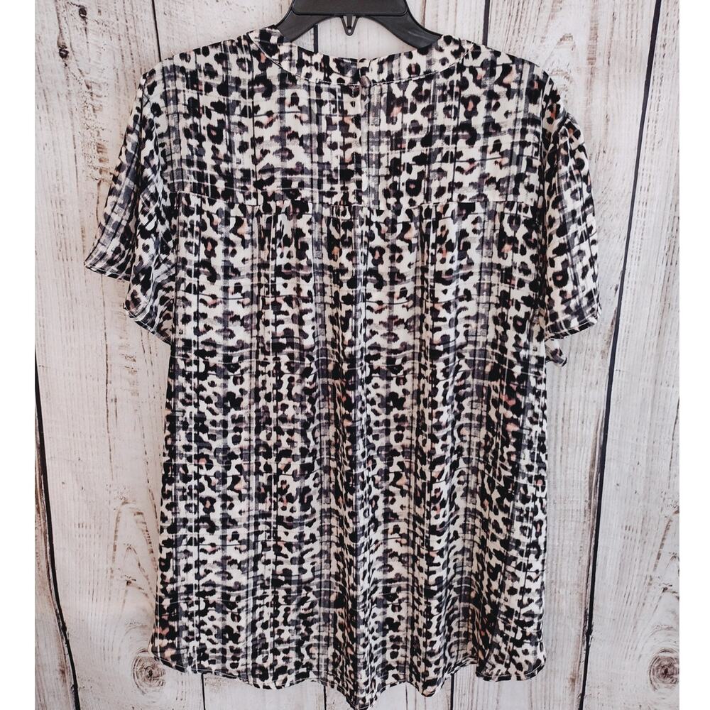 Torrid | Abstract Leopard-Print Keyhole-Neck Flut… - image 7